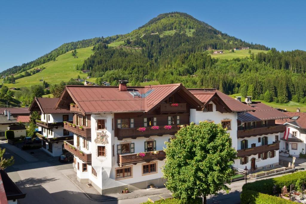 Hotel Kirchenwirt Kirchberg in Tirol Ngoại thất bức ảnh