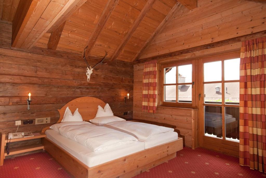 Hotel Kirchenwirt Kirchberg in Tirol Phòng bức ảnh